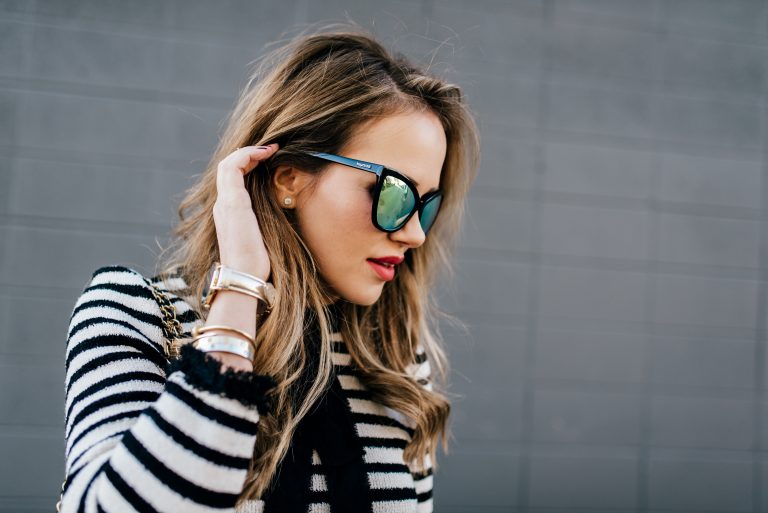Black-cat-eye-sunglasses-stripe-sweater-street-style