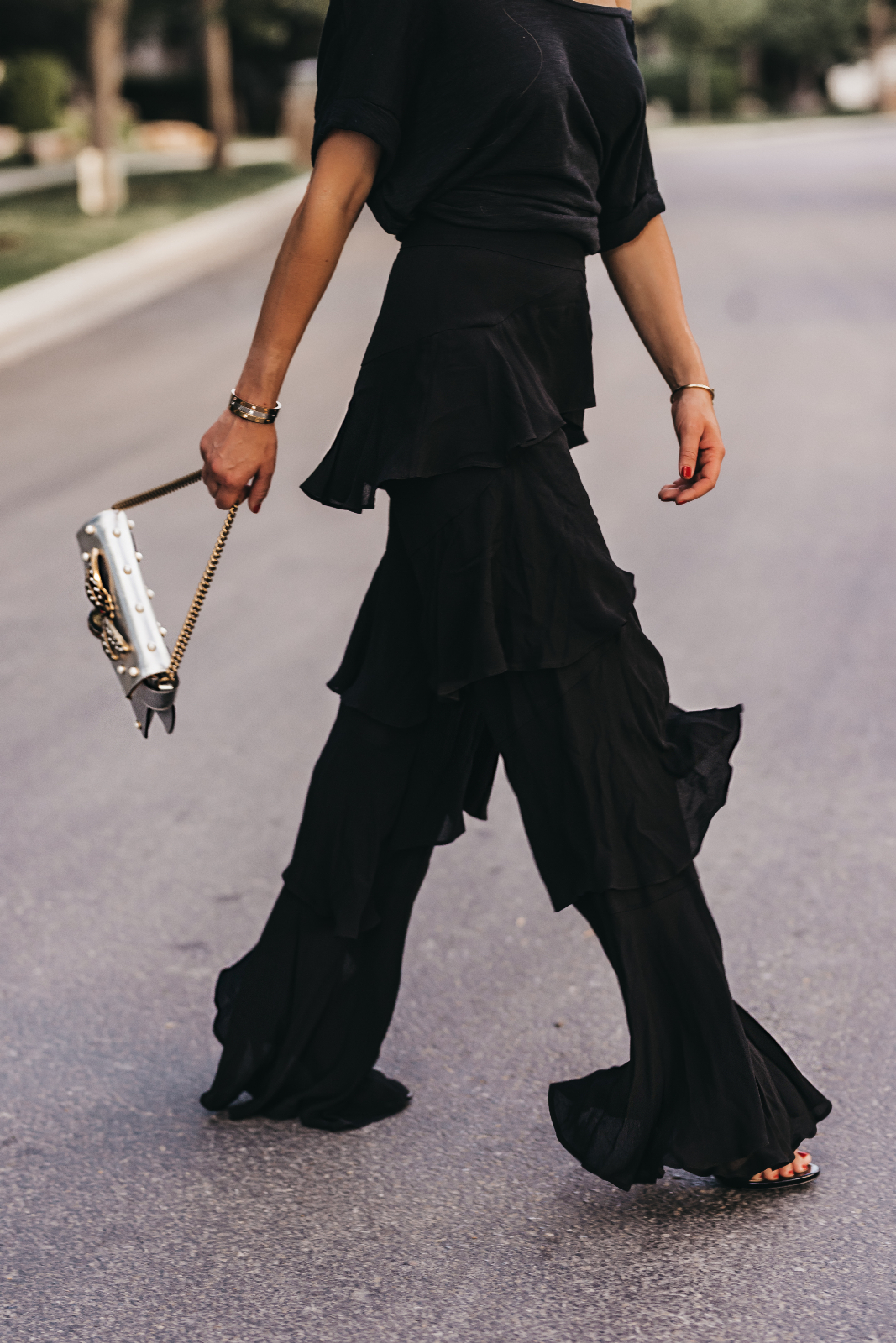 black-layered-ruffle-pants-zara-gucci 