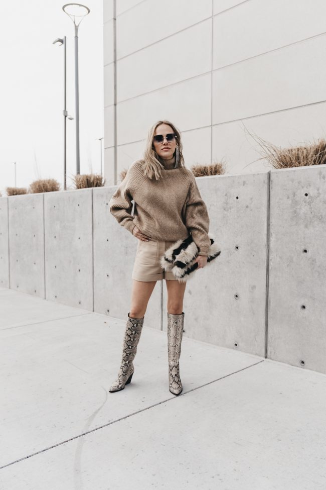 how-to-wear-snake-print-knee-high-boots